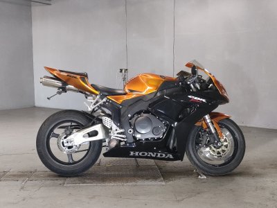 Honda CBR1000RR 2006