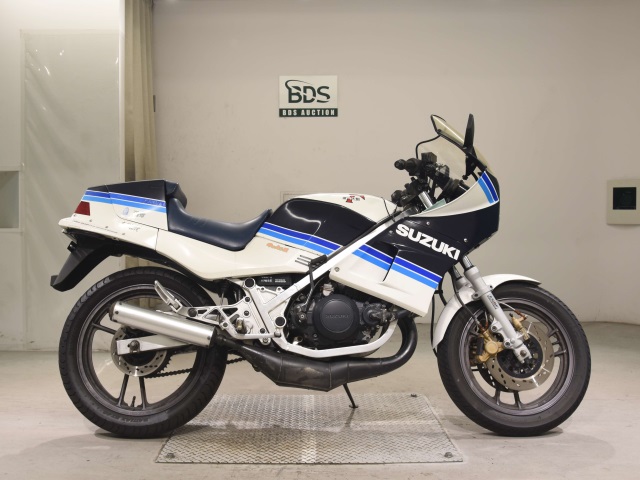 Suzuki RG250 GAMMA