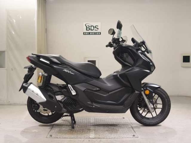Honda ADV 160 2024