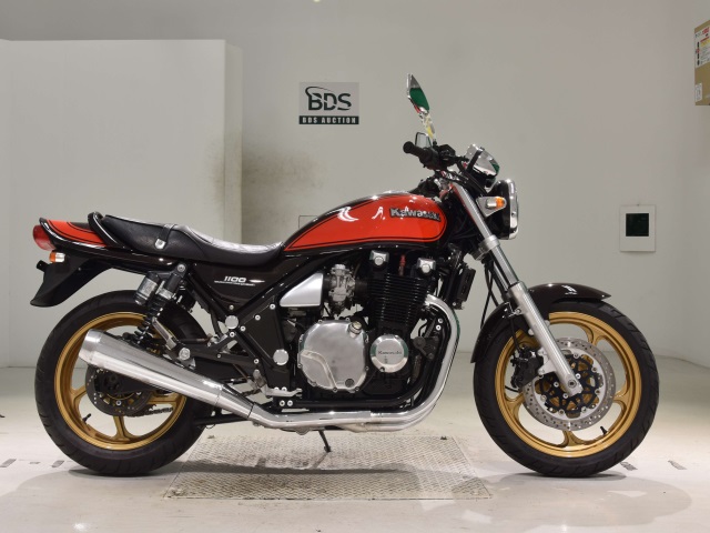 Kawasaki ZEPHYR1100 2025