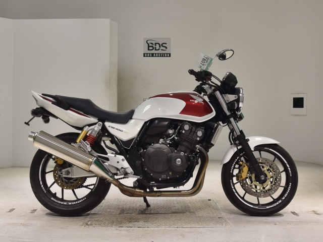 Honda CB400SF 2018