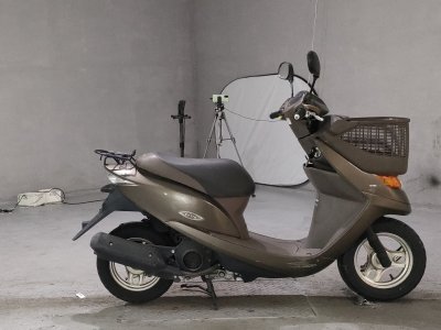 Honda DIO CHESTER 2011