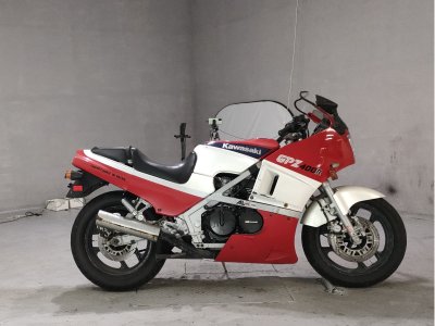 Kawasaki GPZ400R 1985