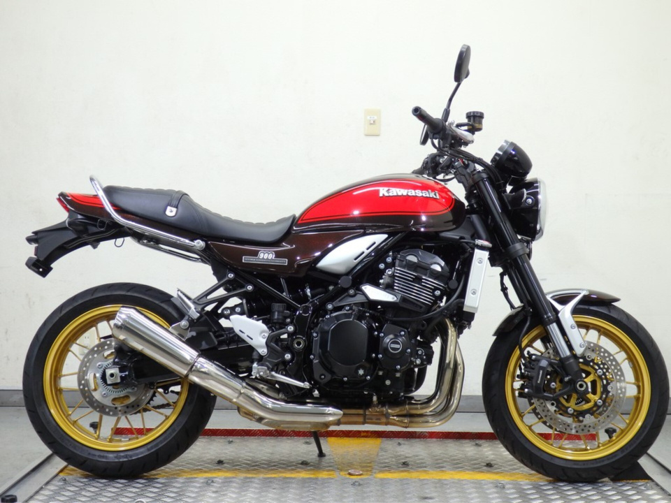 Kawasaki Z900RS 2022