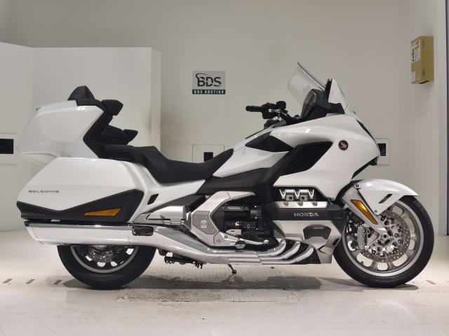 Honda GL1800 TOUR D 2024