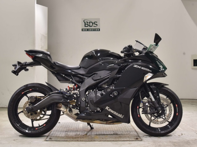 Kawasaki NINJA ZX-25R 2021