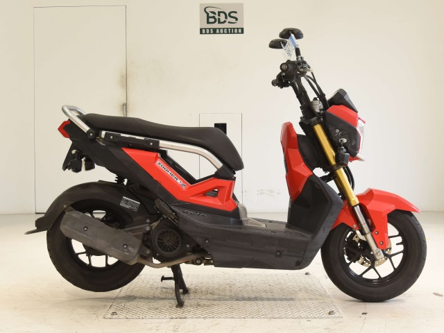 Honda ZOOMER-X 2016