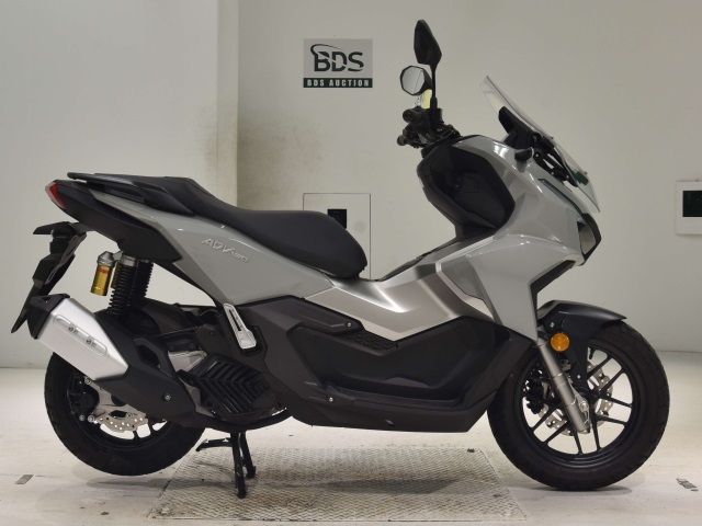 Honda ADV 160 2023