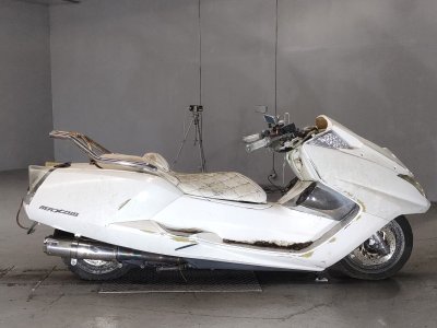 Yamaha MAGZAM 2005