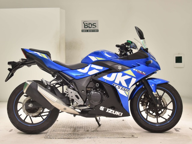 Suzuki GSX250R