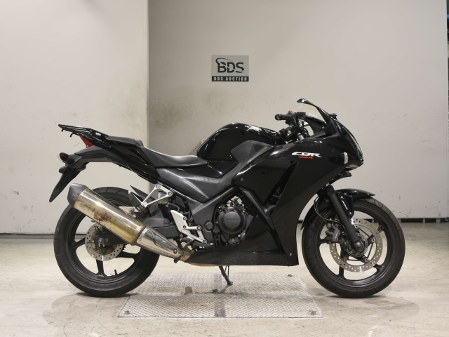 Honda CBR250RA 2015