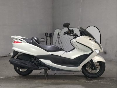 Yamaha MAJESTY 250