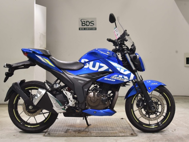 Suzuki GIXXER250
