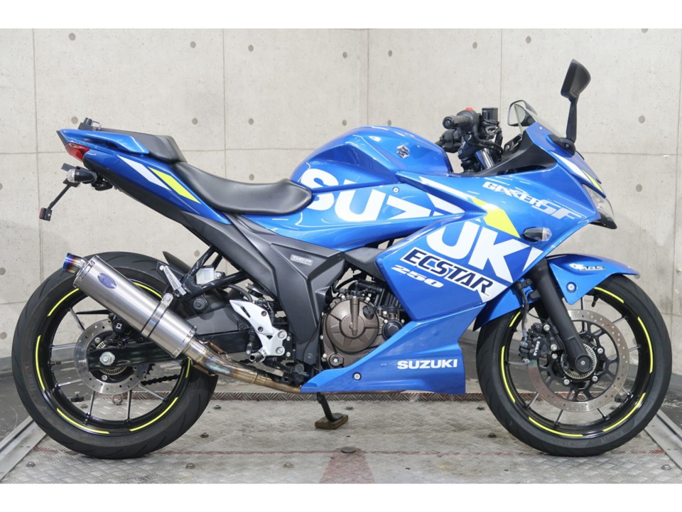 Suzuki GIXXER SF250