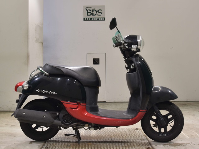 Honda GIORNO 2012