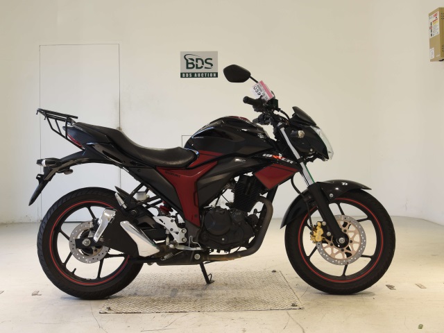 Suzuki GIXXER