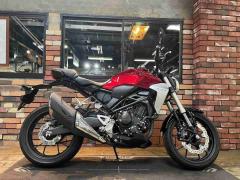 Honda CB250R 2018