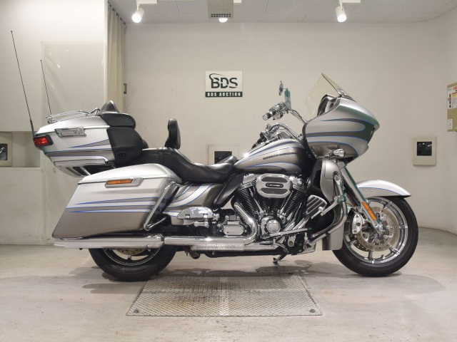 HD ROAD GLIDE FLTRUSE1800 2016