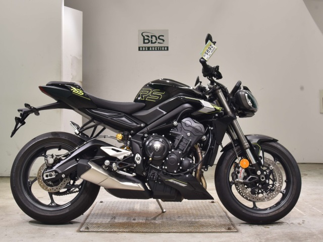 Triumph STREET TRIPLE RS 2025