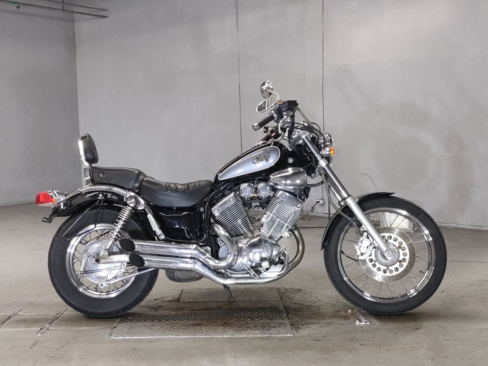 Yamaha VIRAGO XV400 1994