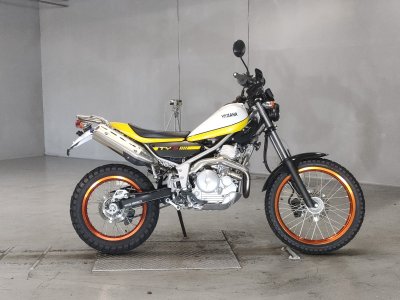 Yamaha TRICKER 2014