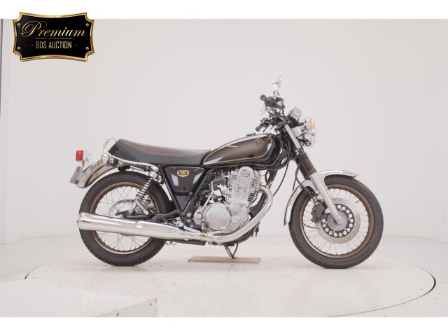 Yamaha SR400 2021