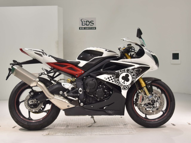 Triumph DAYTONA 675R 2015