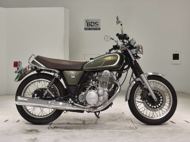 Yamaha SR400 2020