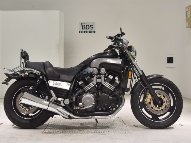 Yamaha V-MAX1200 2004