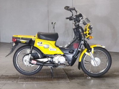 Honda CC110 CROSSCUB 2016