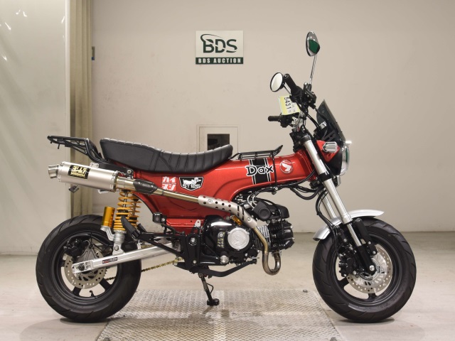 Honda DAX125 2022