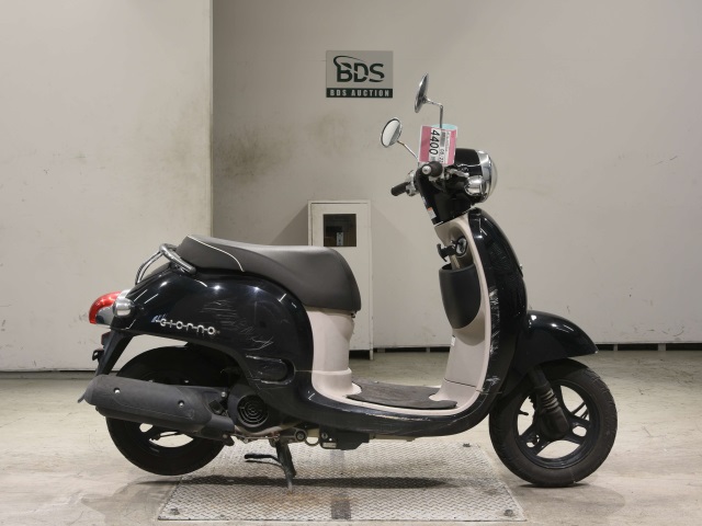 Honda GIORNO 2011