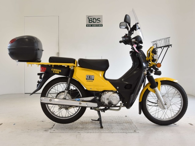 Honda CC110 CROSSCUB 2016
