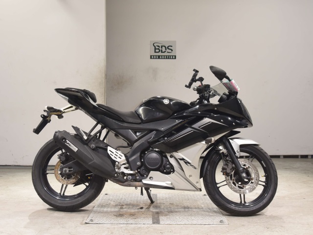 Yamaha YZF-R15 2013