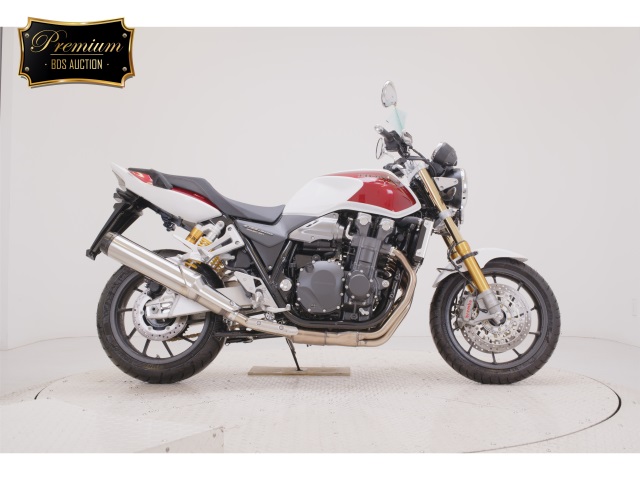 Honda CB1300SF 2025