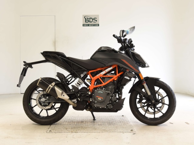 KTM 390 DUKE 2023
