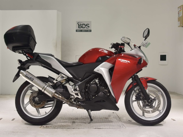Honda CBR250R 2011
