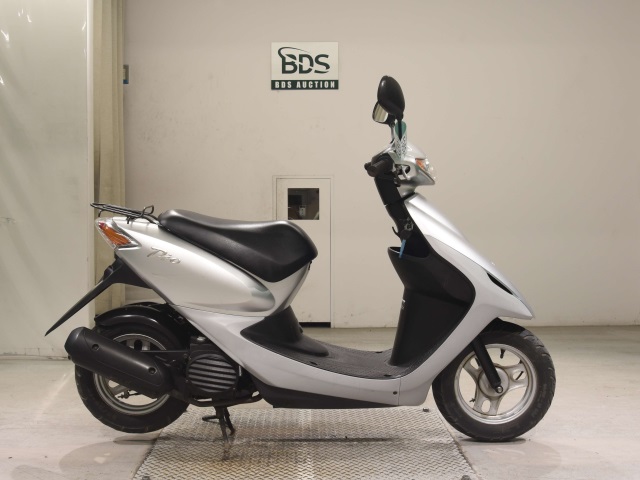 Honda DIO-5 2004