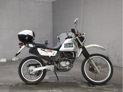 Suzuki DJEBEL200