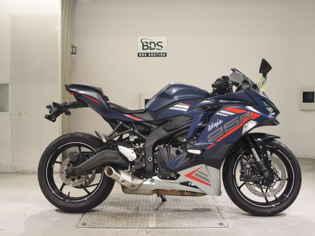 Kawasaki NINJA ZX-25R 2022