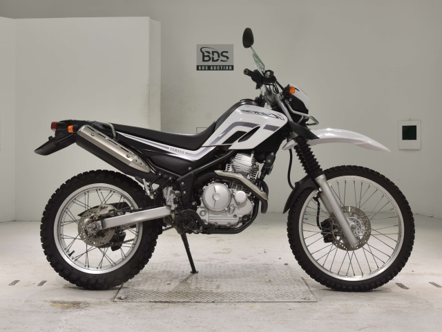 Yamaha SEROW XT250 2005