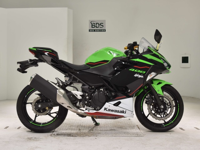 Kawasaki NINJA400 2021