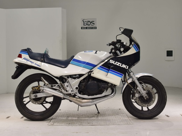 Suzuki RG250 GAMMA