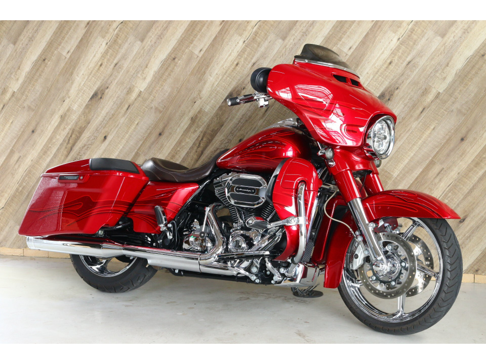 HD STREET GLIDE FLHXSE1800 2016