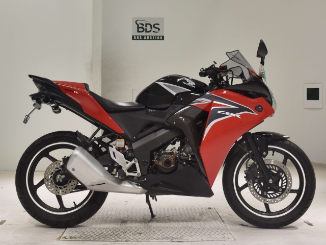Honda CBR125R 2013