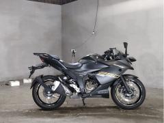 Suzuki GIXXER250SF