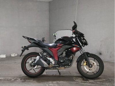 Suzuki GIXXER150