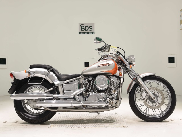 Yamaha DRAGSTAR XVS400 2005