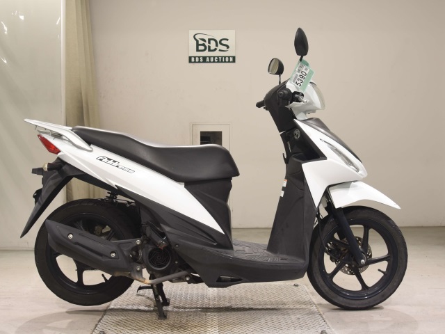Suzuki ADDRESS V110