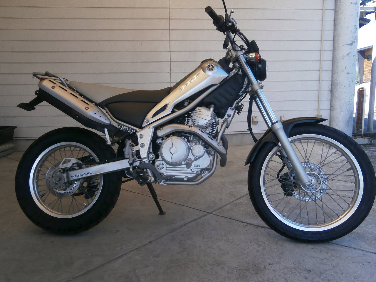 Yamaha TRICKER 2008